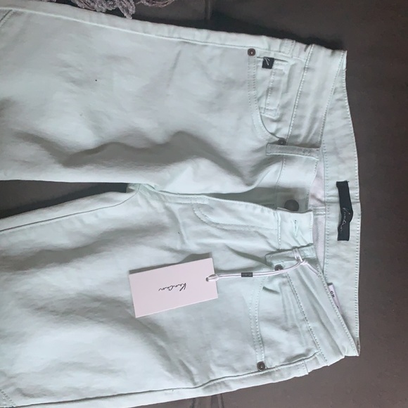 Jeans - Picture 2 of 3